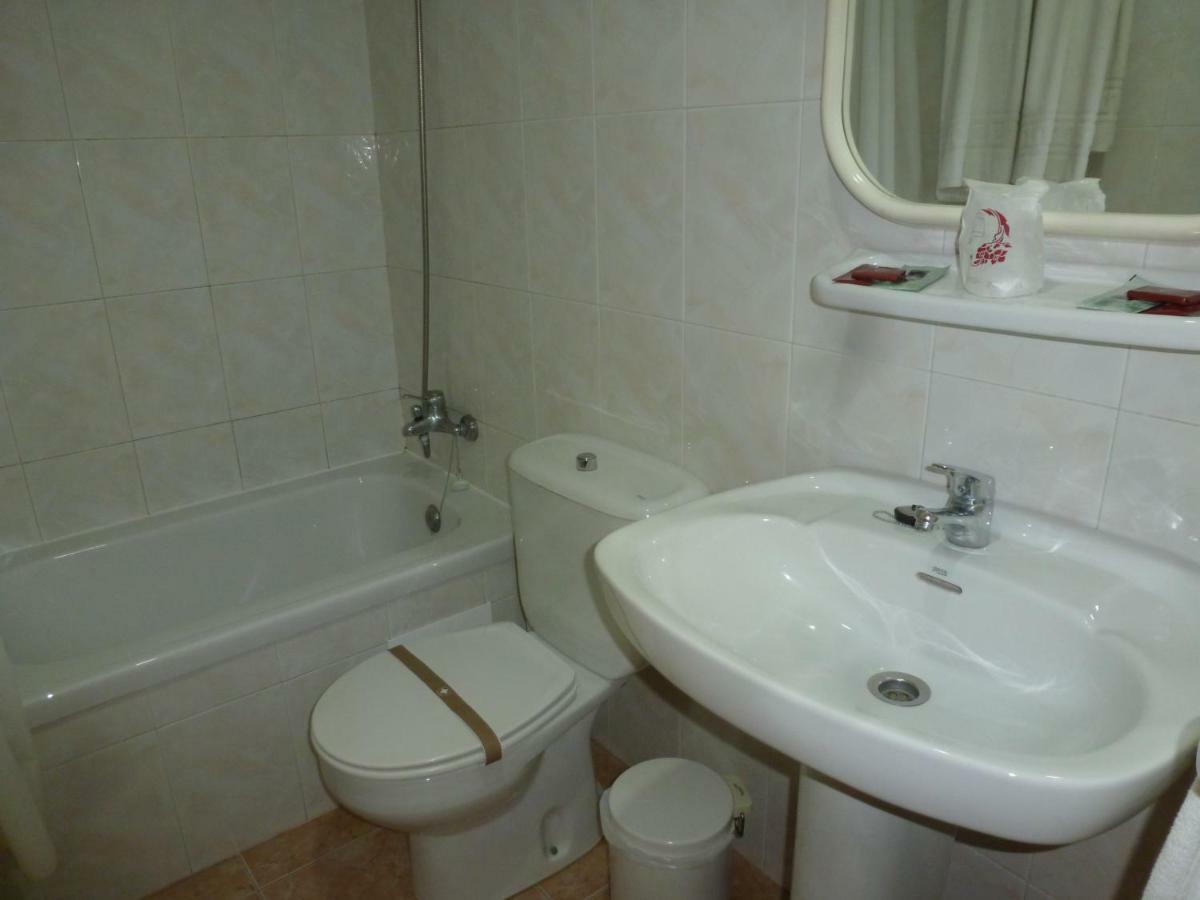 Hostal Cortes Garrucha Dış mekan fotoğraf